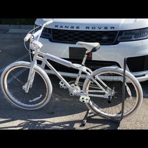 Meet your Posher, Anthony